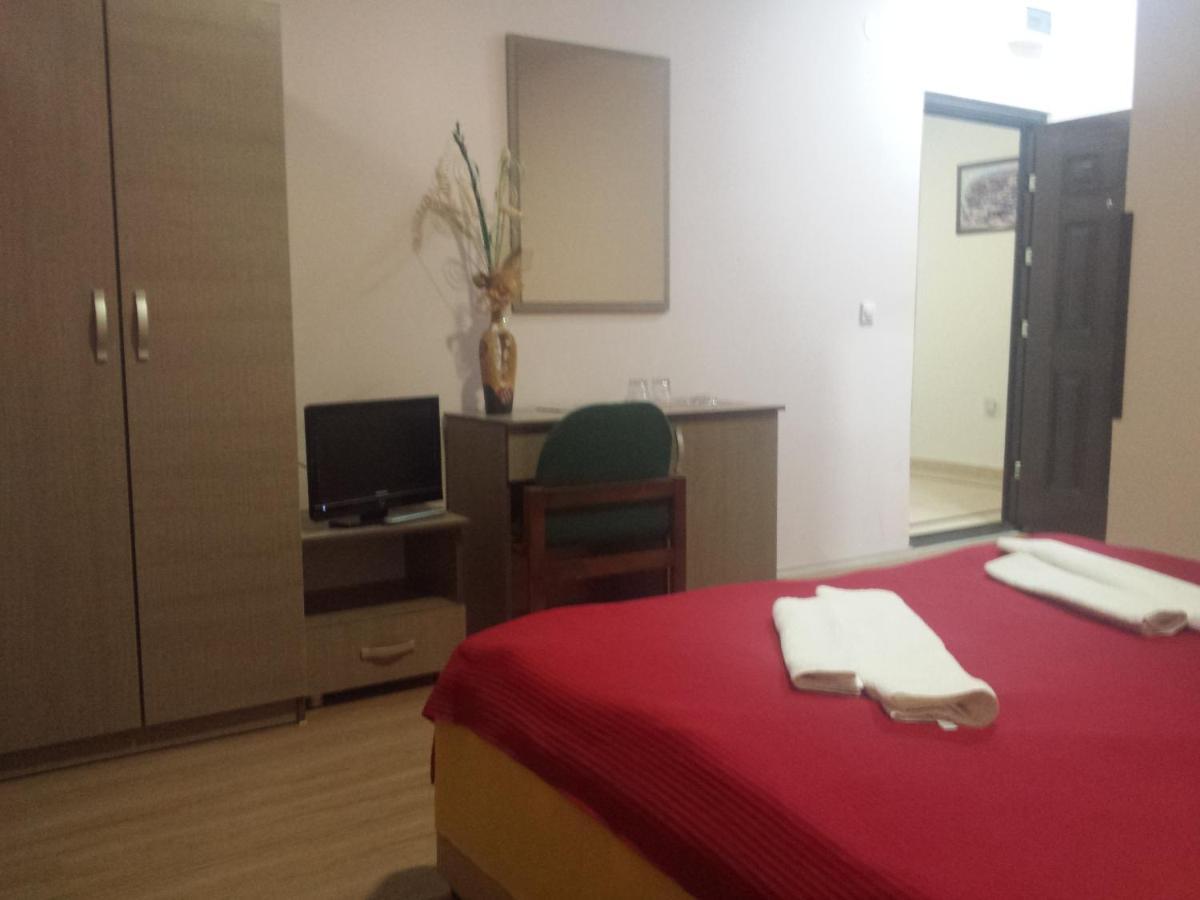 Guest House Ginek أوهغيد الغرفة الصورة
